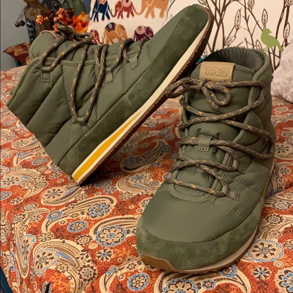 Teva Ember Lace Camping Shoe